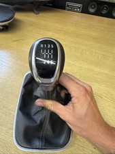 VAUXHALL INSIGNIA 08-16 GEAR STICK KNOB LEATHER GATER 6 SPEED MANUAL 55565905