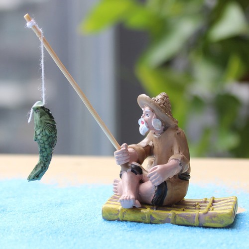 Fishing old man resin figure - old,