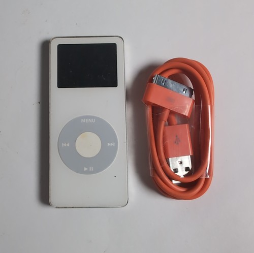 Apple ipod nano 1st gen - apple,