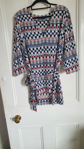 Woman tunic top bold pattern - tunic,