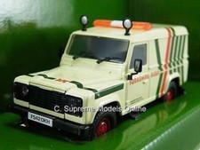 CORGI LAND ROVER DEFENDER