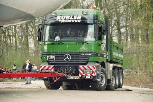 Truck photo mercedes benz - truck,