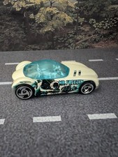 Hot Wheels - Golden Arrow DC Comics Mr Freeze 1/64 Diecast 