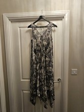 RJR John Rocha Grey Abstract