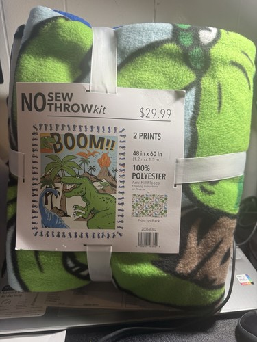 Dinosaur sew throw kit - dinosaur, no