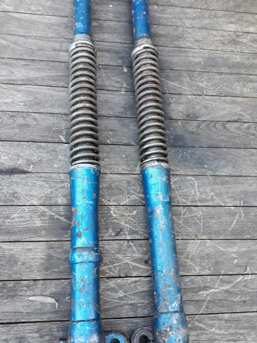 Velocette front forks - velocette,