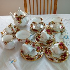 Royal Albert Old Country