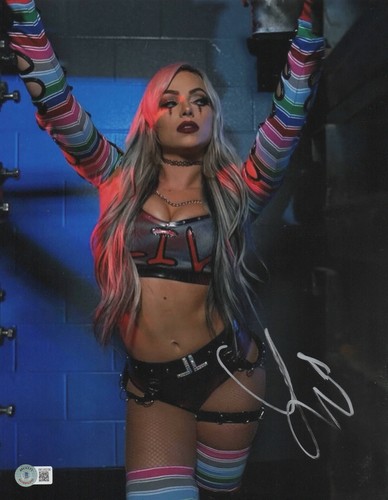 Liv morgan signed autograph - morgan,