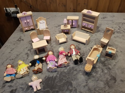 Bundle wooden dolls - bundle, house