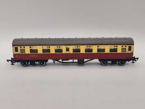 Triang railway carriage - railway,