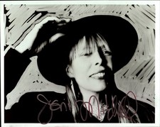 JONI MITCHELL