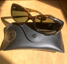 Ray-Ban Jackie Ohh RB4101