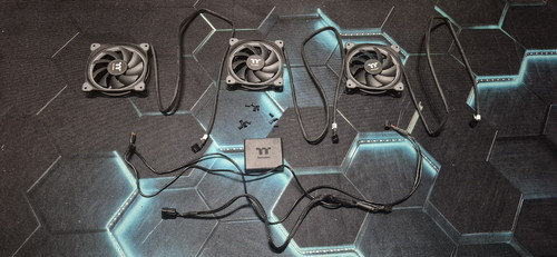 Thermaltake riing plus rgb - riing,