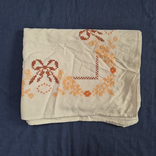 Vintage cream embroidered - vintage,