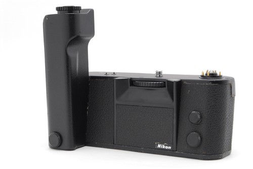 Near mint nikon - md-4, motor