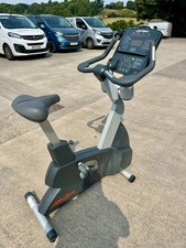 Life Fitness Commercial Integrity Upright Exercise Bike