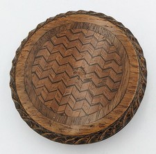 ANTIQUE TREEN CHEVRON INLAY WOODEN SNUFF BOX 19TH CENTURY