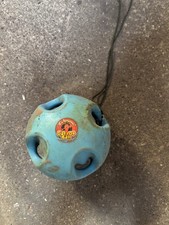 Carrot ball stable toy