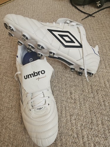 Umbro speciali football boots - speciali,