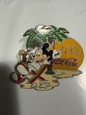 Disney Pin Mickey Mouse