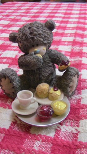 You tatty teddy figure - to,