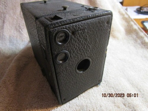 Box camera model - box, no.