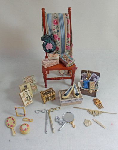 Dolls house miniature filled - house,