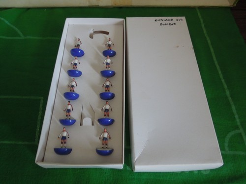 Subbuteo zombie team ref - subbuteo, hw