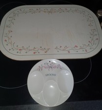 CLOVERLEAF KITCHEN ETERNAL BEAU WOODEN CHOPPING BOARD & MELAMINE SPOON REST