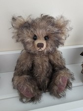 Lovely one kind artist bear - one,