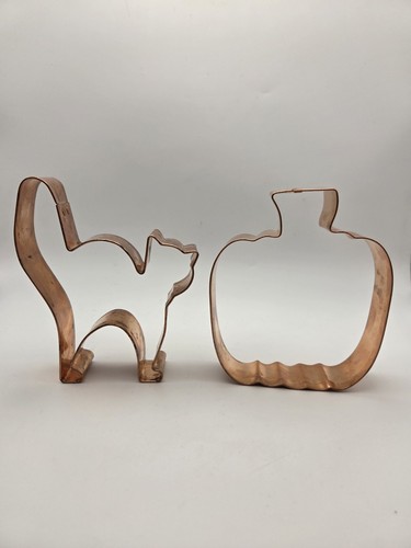 Crate barrel copper cookie - &,