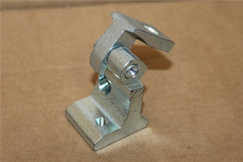 Left rear upper door - upper, hinge