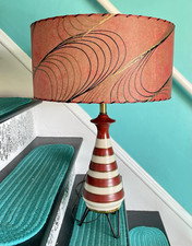 MCM LAWRIN TABLE LAMP LIGHT W/