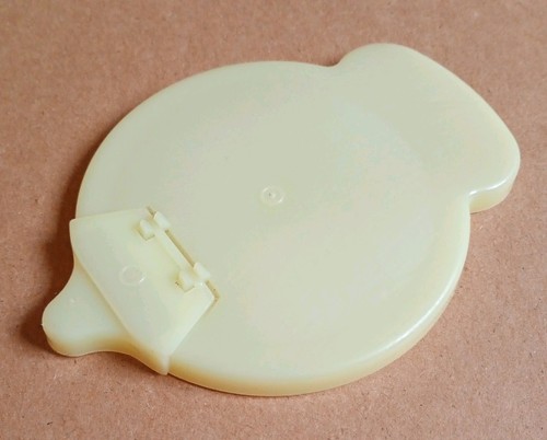 Vintage tupperware pale yellow - pale,