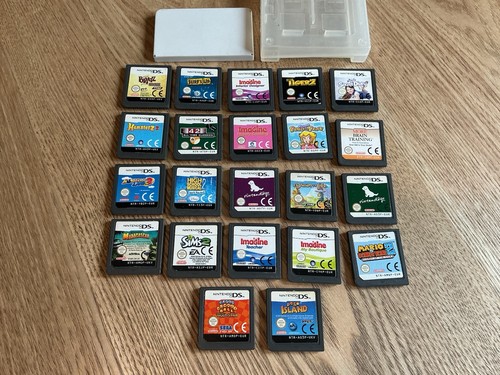 Nintendo game cartridges - 22,