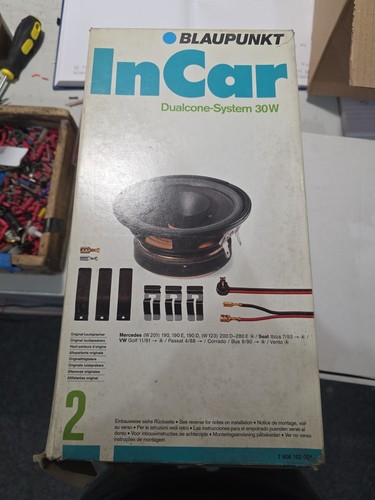 Pairs blaupunkt speakers - 2,