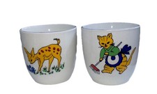 2  Vintage  EGG CUPs cat and