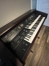 Roland AT-45 Electric Organ