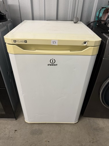 Indesit class under - a+, counter
