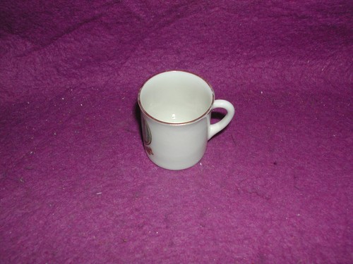 Goss crested china - crested, small