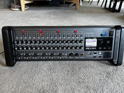 Zoom livetrak 20r - livetrak, 20-channel
