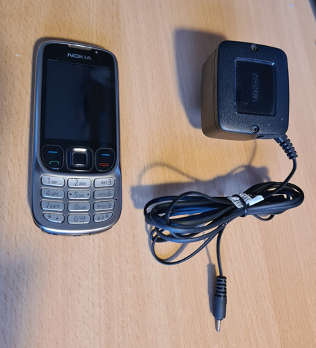 Nokia 6303ci unlocked - unlocked,