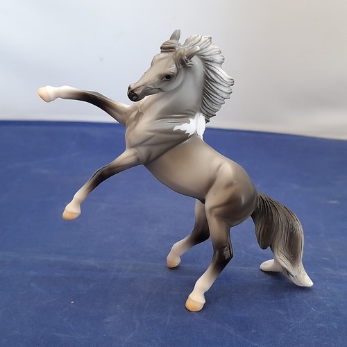 Breyer stablemate model - stablemate,
