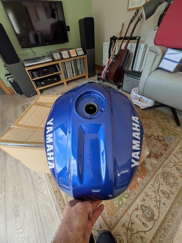 Yamaha 5jj 2001 - r1, fuel
