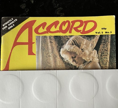 Accord vintage magazine - vintage,