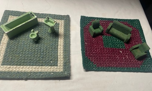 Vintage 1940s green dollshouse - green,