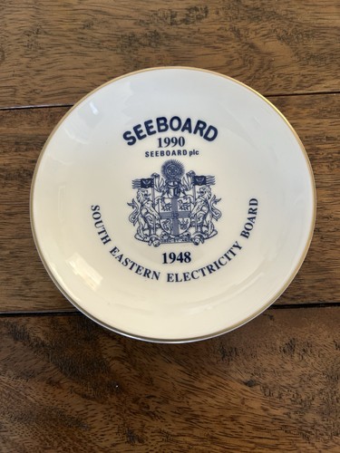 Royal doulton commemorative - doulton,