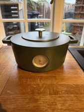 Combekk, Railway Cast Iron Dutch Oven with Thermometer, 6L/6.3qt, Green, Ø 28 cm