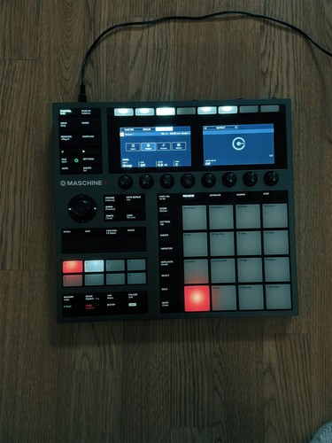 Maschine plus with - plus,