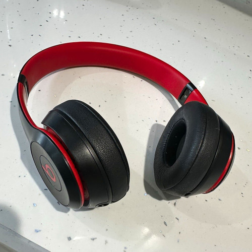 Beats dre solo3 - by,